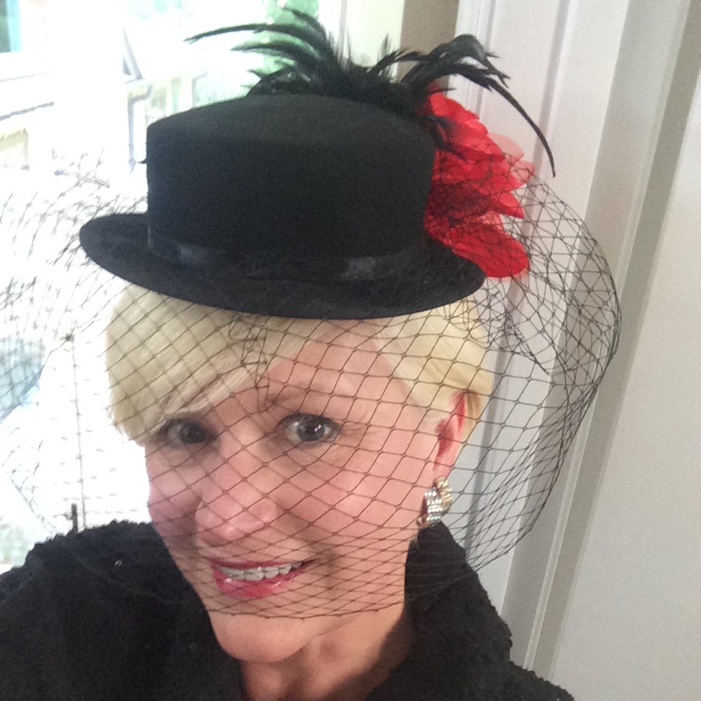 Meet your Posher, Debbie